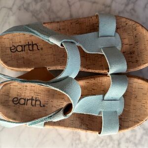 Earth Brand Shari Sandals Light Blue Suede Women Cork Platform Velcro Greek US 8